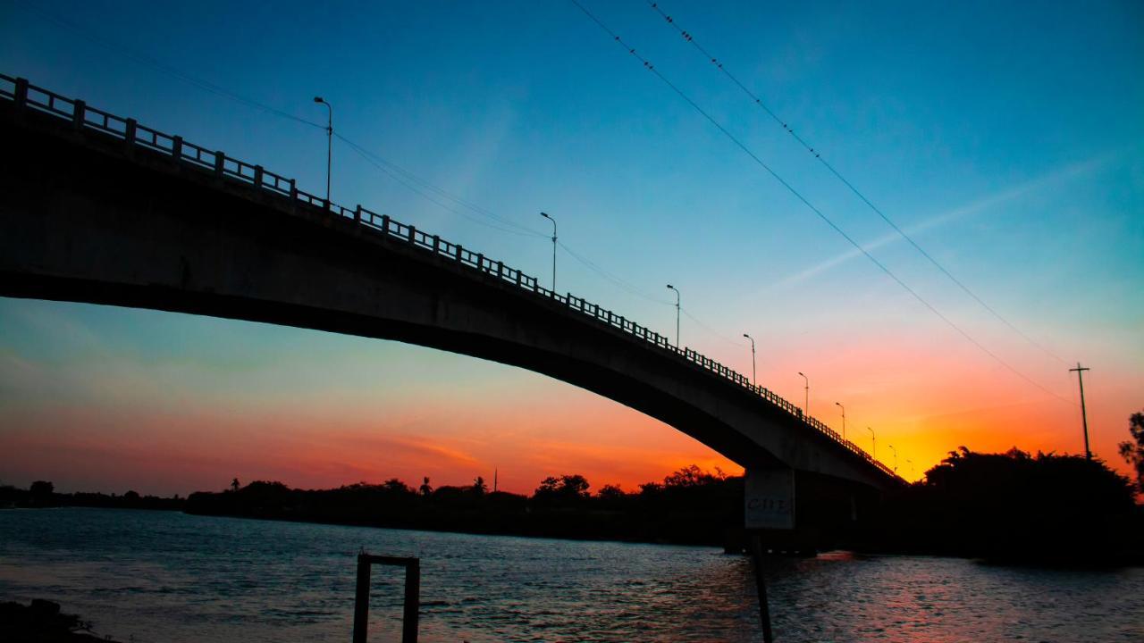 Pousada Porto Das Barcas ปาร์ไนบา ภายนอก รูปภาพ
